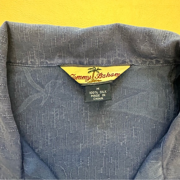 Tommy Bahama 100% SILK Blue Sailboat Bird Print Button Up Relax Fit Shirt B5/9 - Picture 7 of 11